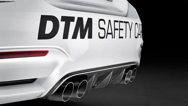 BMW M4 GTS Safety Car DTM 2016 - 9