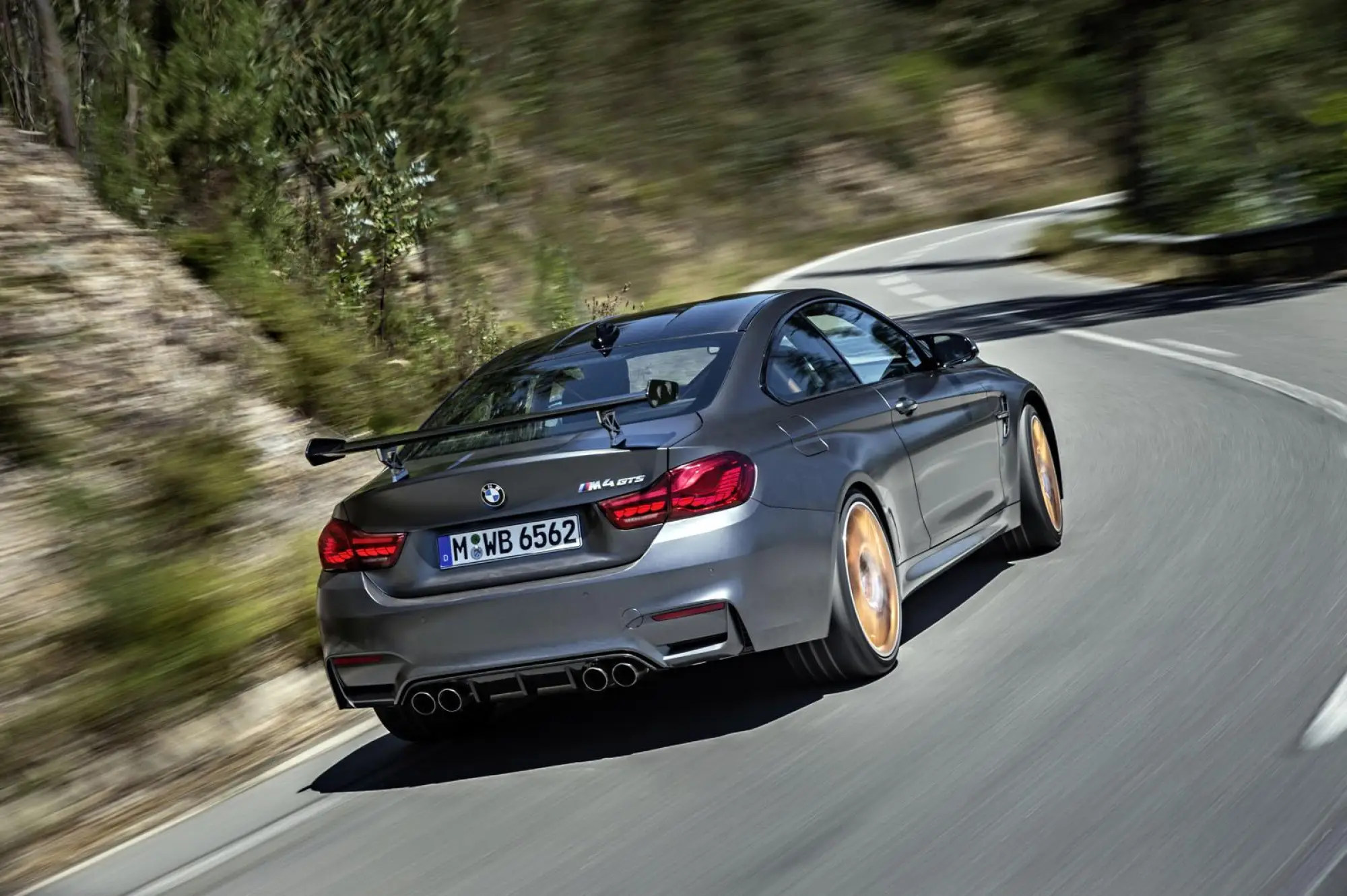 BMW M4 GTS - 27