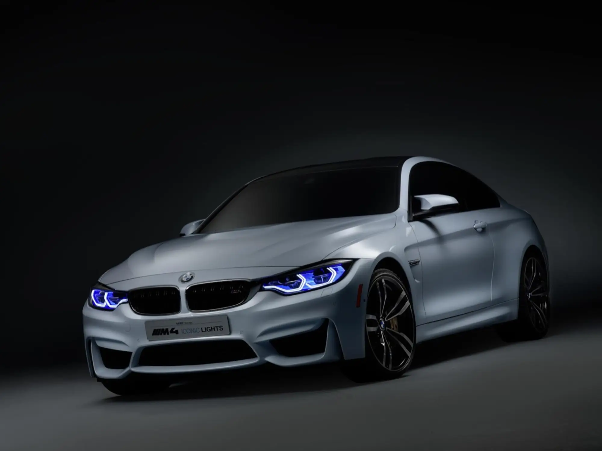 BMW M4 Iconic Lights Concept - CES 2015 - 13
