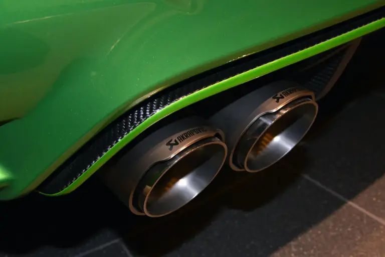 BMW M4 Java Green - 11