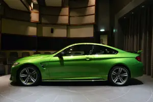BMW M4 Java Green - 24