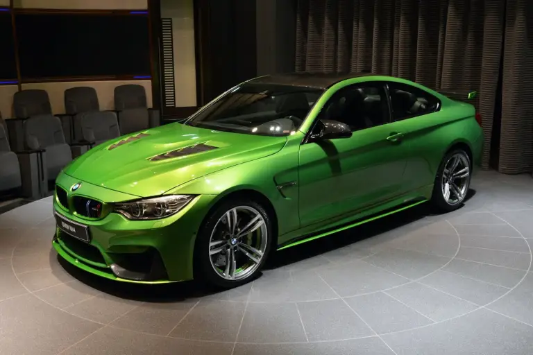 BMW M4 Java Green - 25