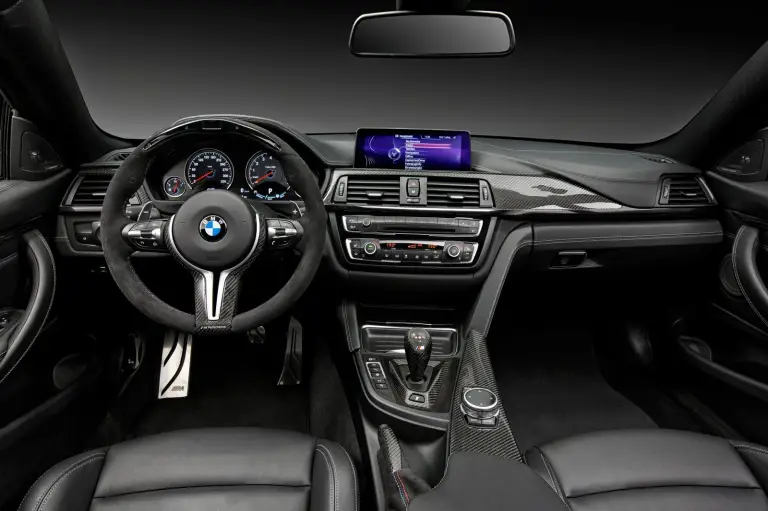 BMW M4 M Performance - 15