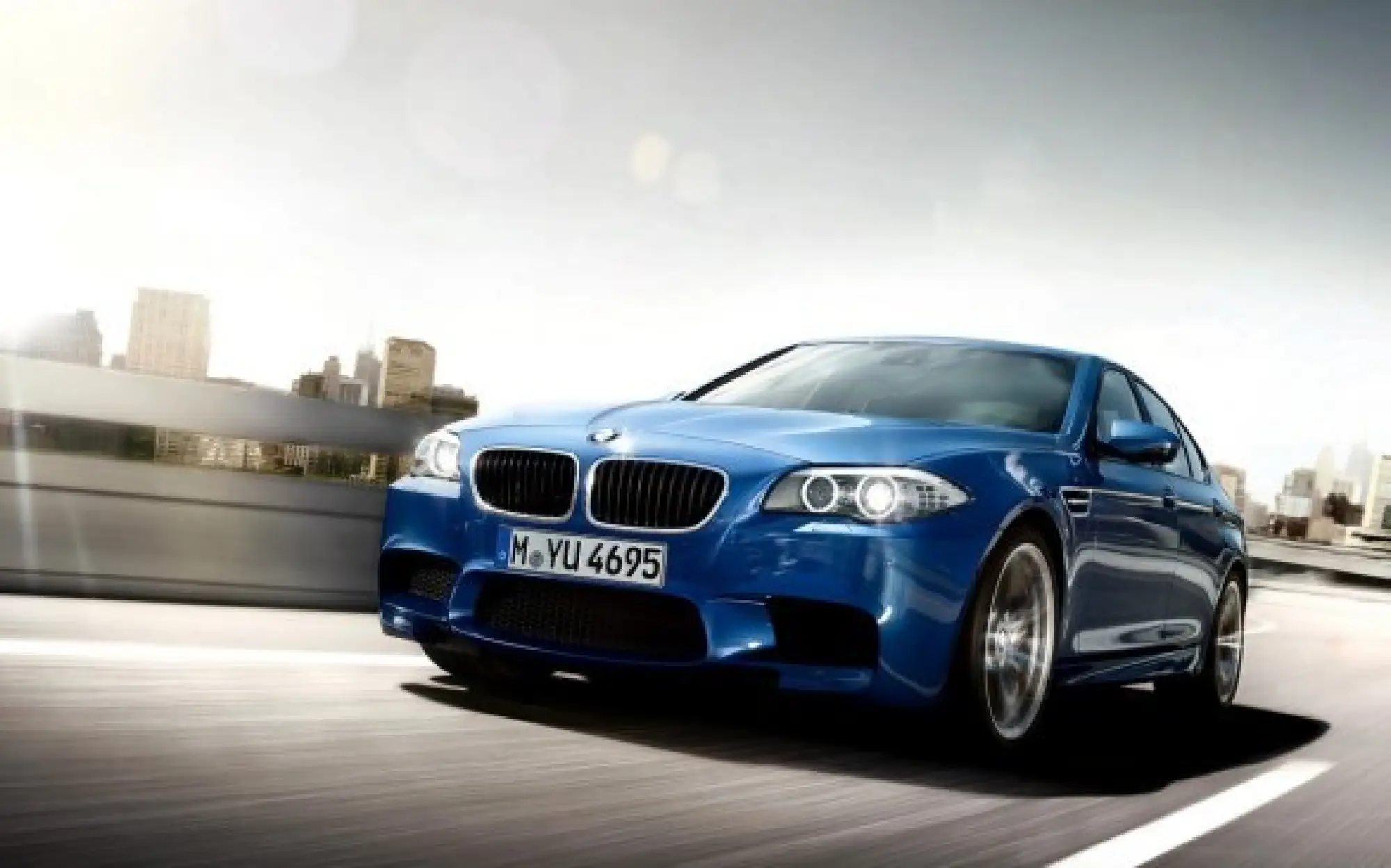 BMW M5 2012 F10 - 1
