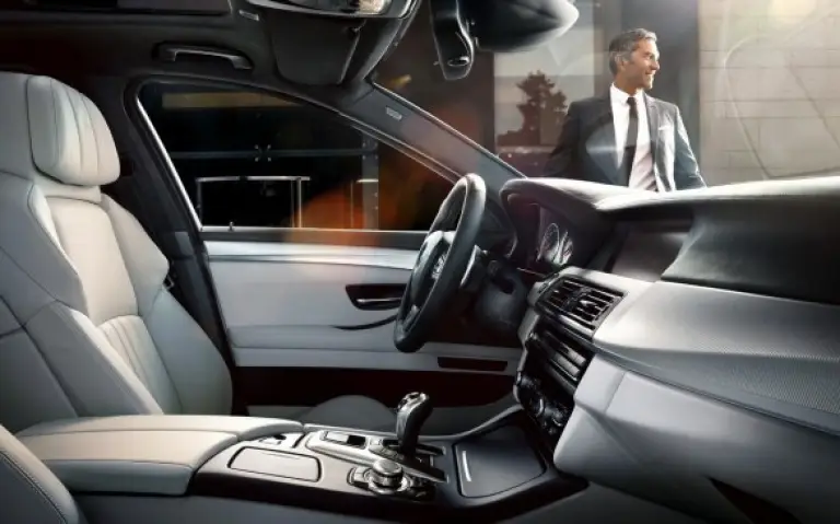 BMW M5 2012 F10 - 9