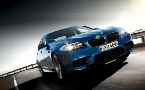 BMW M5 2012 F10 - 14