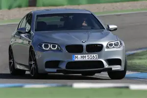 BMW M5 2013 - 2