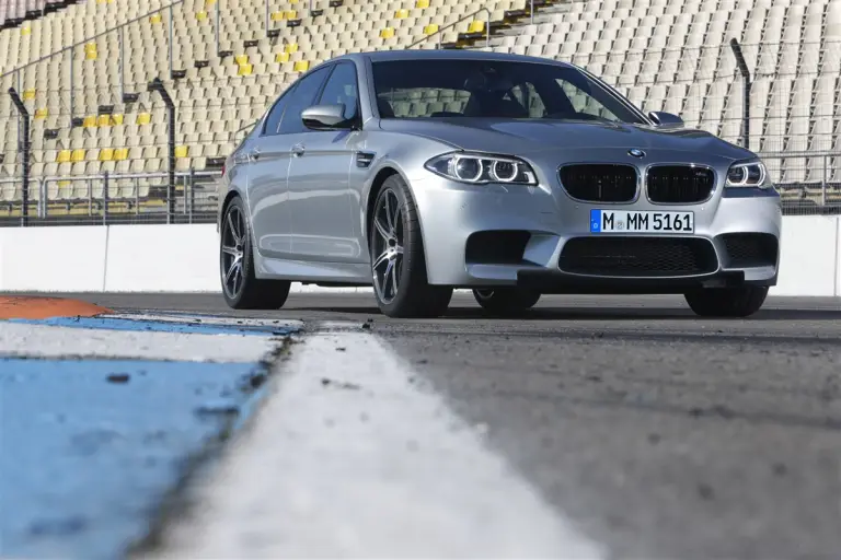 BMW M5 2013 - 6