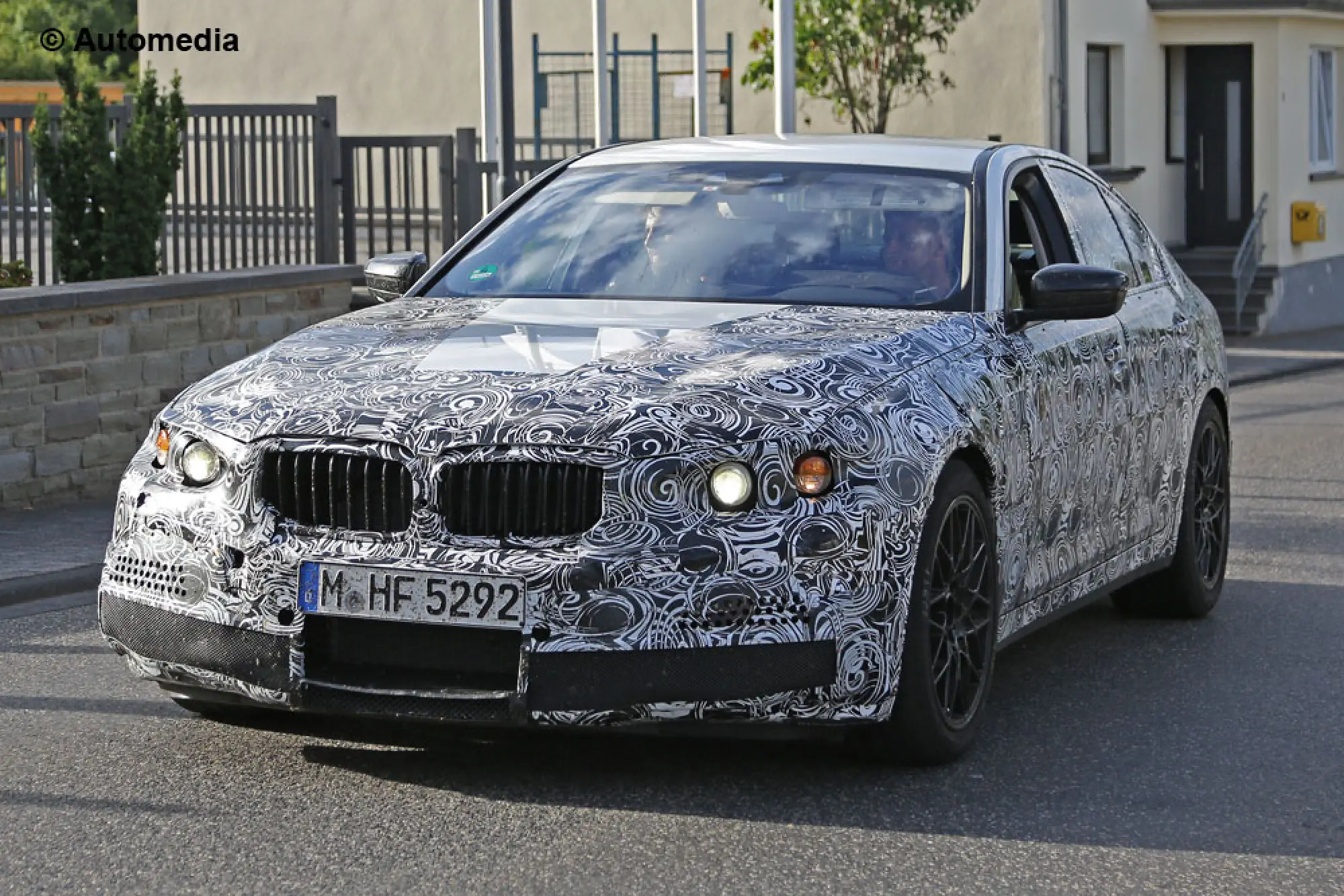 BMW M5 2017 - Foto spia 30-06-2015 - 2