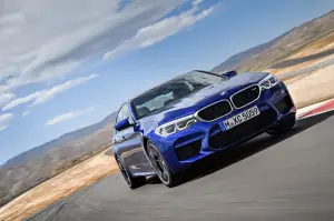 BMW M5 2018 - nuova galleria