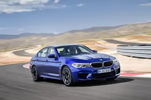 BMW M5 2018 - nuova galleria