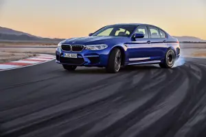 BMW M5 2018 - nuova galleria