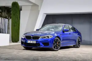 BMW M5 2018 - nuova galleria - 13
