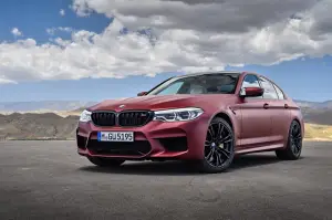 BMW M5 2018 - nuova galleria - 48