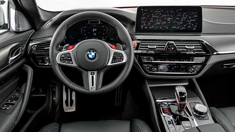 BMW M5 2021 - 28