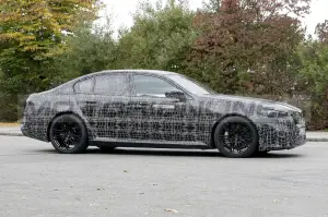 BMW M5 2025 - Foto Spia 14-10-2022