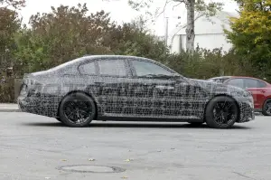 BMW M5 2025 - Foto Spia 14-10-2022