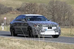 BMW M5 2025 - Foto Spia 22-03-2022 - 5