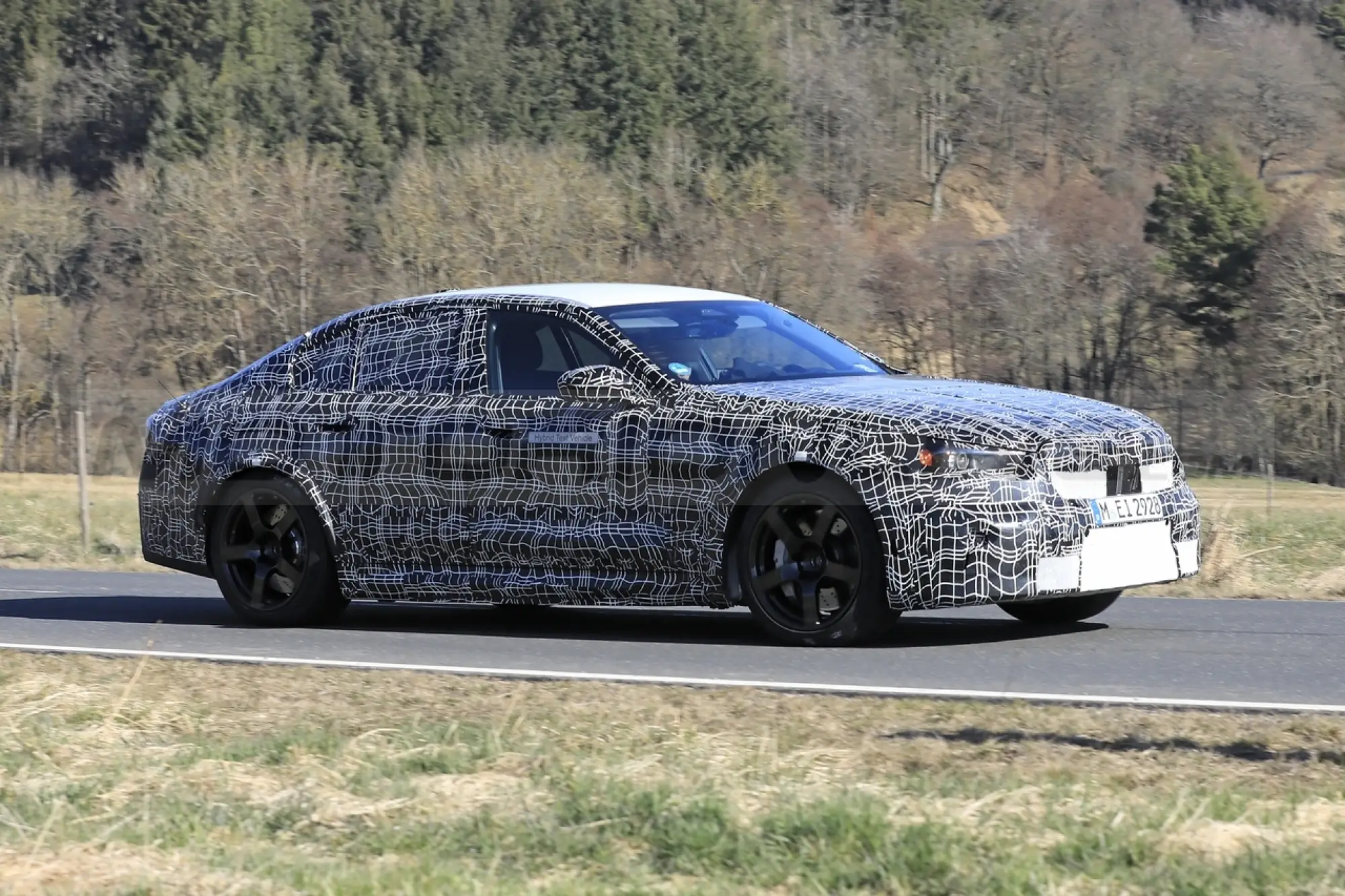 BMW M5 2025 - Foto Spia 22-03-2022 - 8