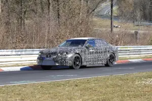 BMW M5 2025 - Foto Spia 22-03-2022 - 2