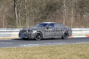 BMW M5 2025 - Foto Spia 22-03-2022 - 1