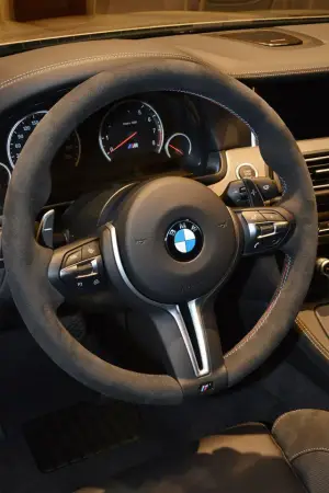 BMW M5 30 Jahre special edition - Live Abu Dhabi (2014) - 15