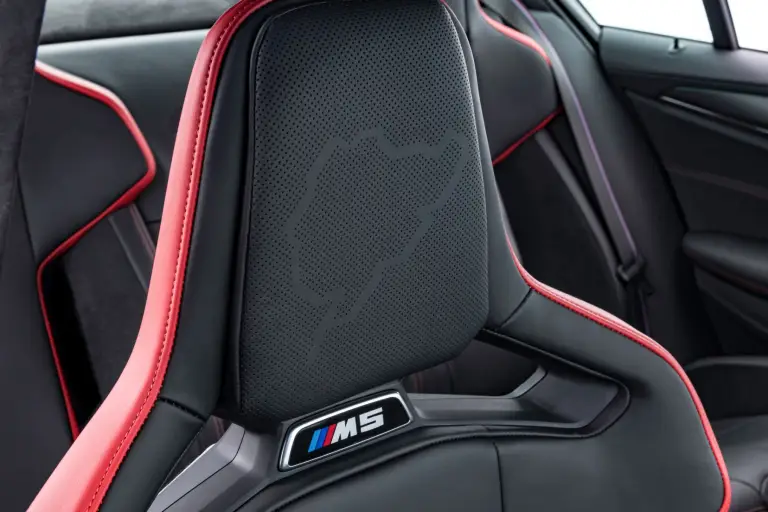 BMW M5 CS 2021 - 86