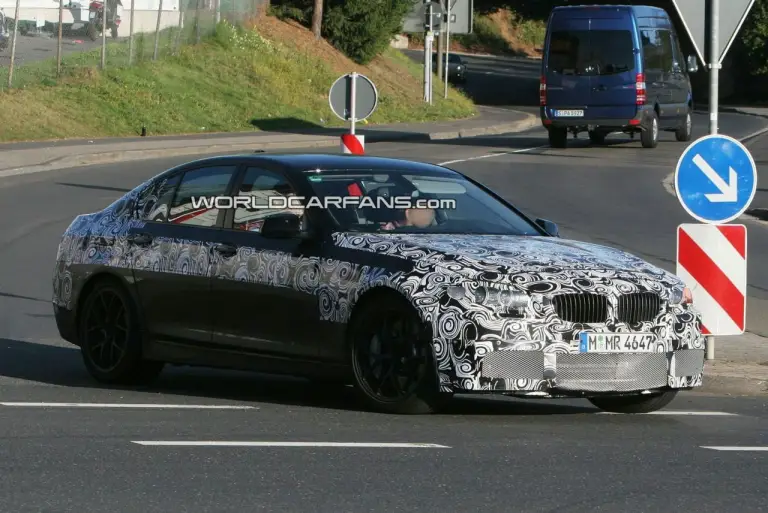 BMW M5 F10 - 11