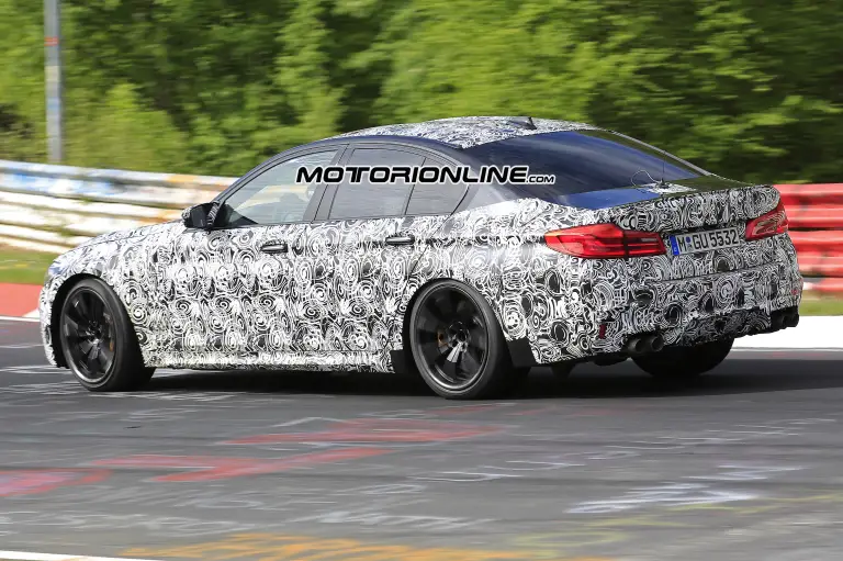 BMW M5 - Foto spia 16-05-2017 - 12