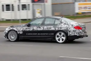 Bmw M5 - Foto spia 31-5-2010