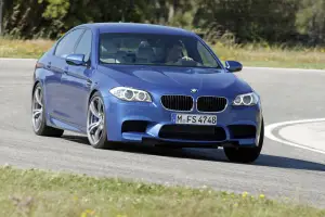 BMW M5 foto ufficiali - 4