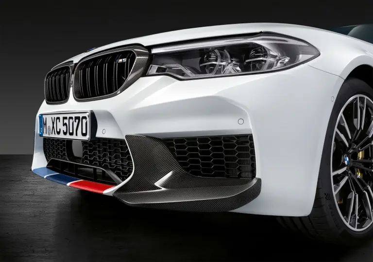 BMW M5 M Performance Parts 2018 - 2
