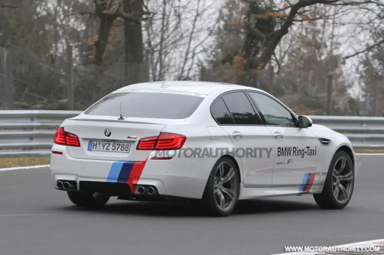 BMW M5 Ring Taxi - Foto spia 19-03-2012 - 3