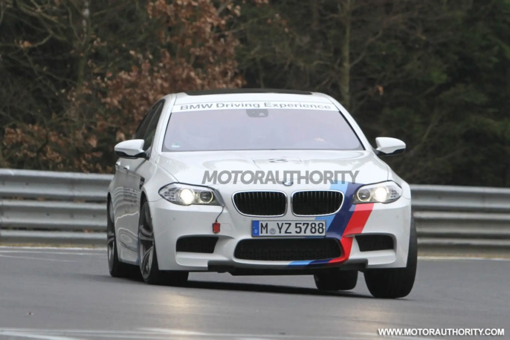 BMW M5 Ring Taxi - Foto spia 19-03-2012 - 10