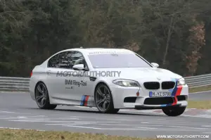 BMW M5 Ring Taxi - Foto spia 19-03-2012 - 11