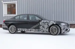 BMW M5 - Spy shots 17-02-2011 - 3