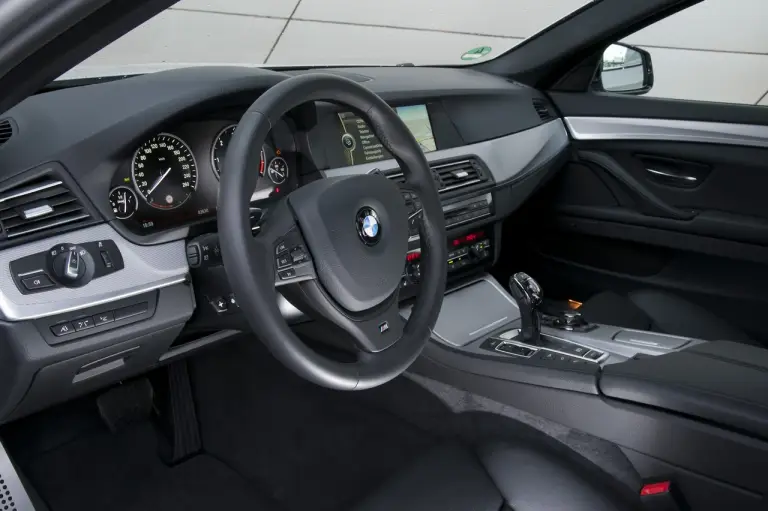 BMW M550d xDrive - 2012 - 75