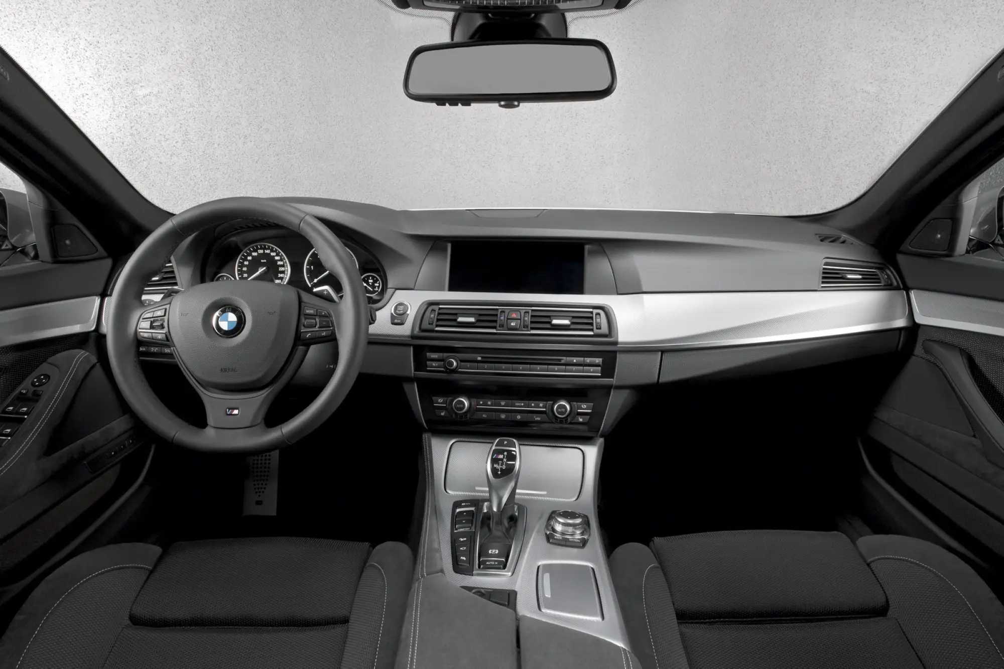 BMW M550d xDrive - 9