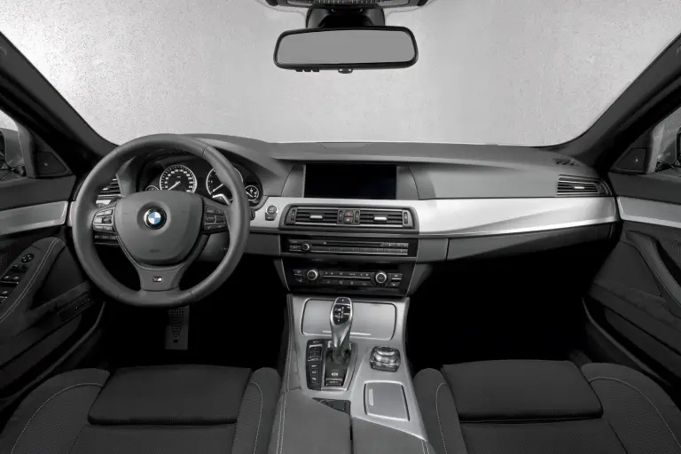 BMW M550d xDrive - 9