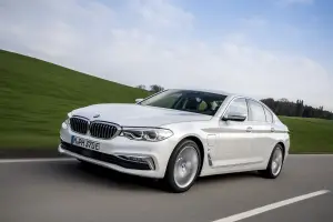 BMW M550i xDrive e 530e iPerformance