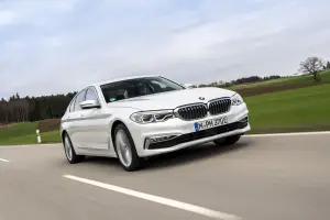 BMW M550i xDrive e 530e iPerformance