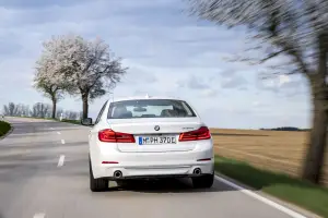 BMW M550i xDrive e 530e iPerformance