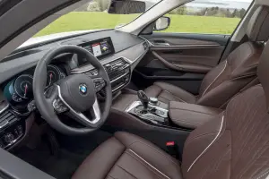 BMW M550i xDrive e 530e iPerformance