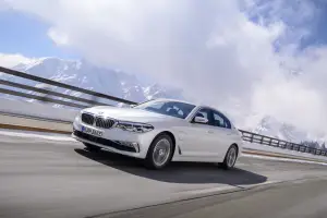 BMW M550i xDrive e 530e iPerformance