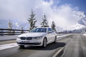 BMW M550i xDrive e 530e iPerformance