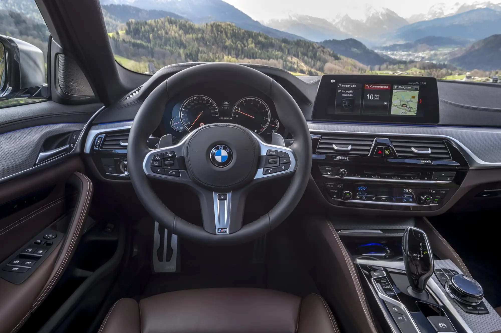 BMW M550i xDrive e 530e iPerformance - 78