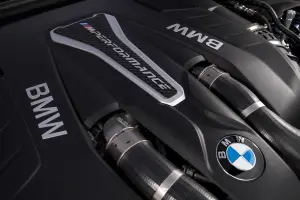 BMW M550i xDrive e 530e iPerformance