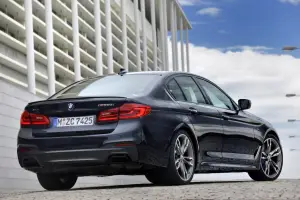 BMW M550i xDrive MY 2017