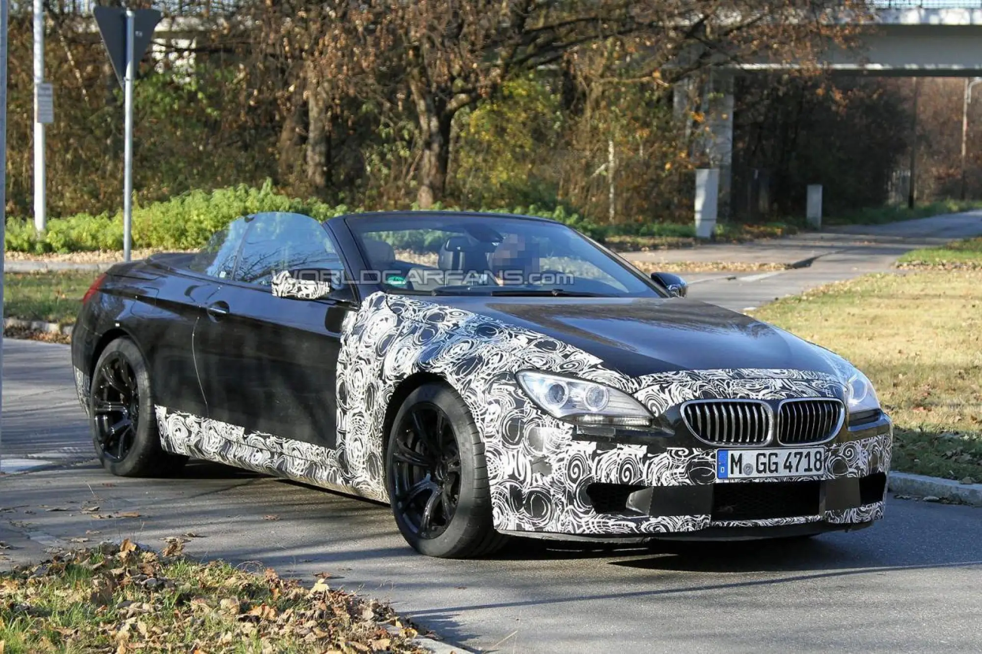 BMW M6 Cabriolet foto spia novembre - 5