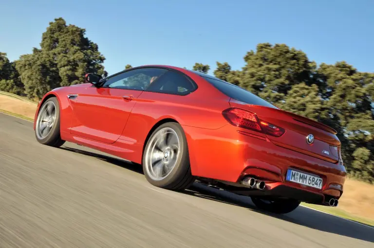 BMW M6 Coupe 2012 - BMW M6 Cabrio 2012 - 10